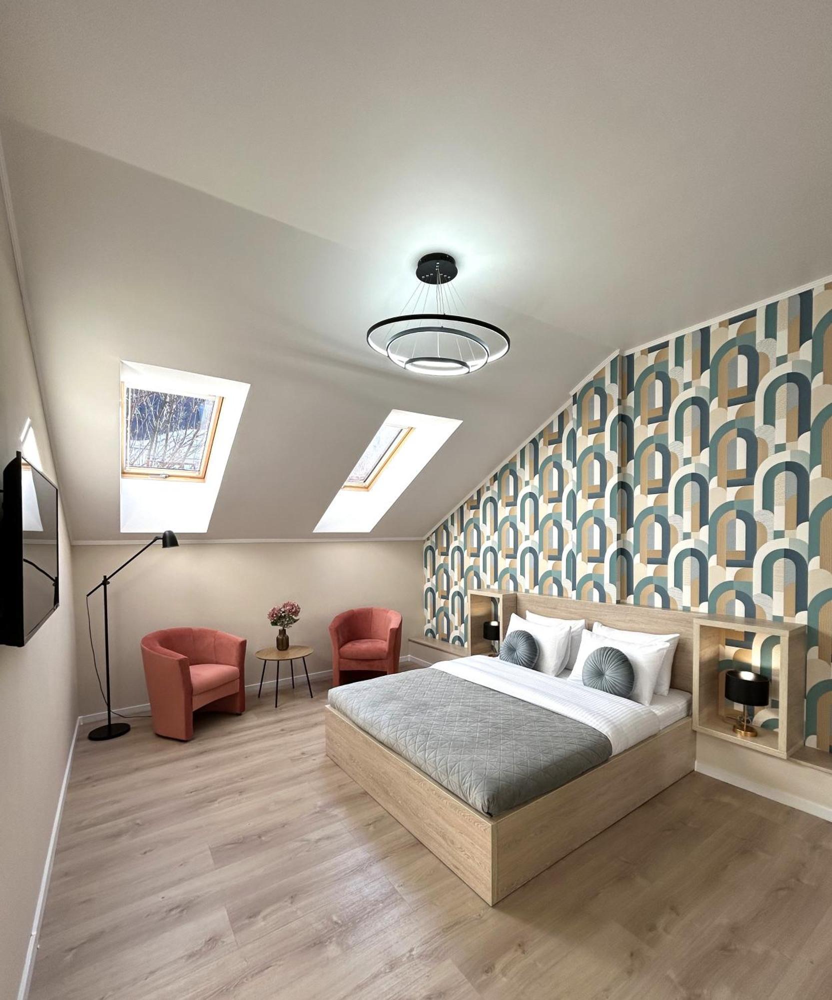 Modern Apartment In The City Center Lviv Bagian luar foto